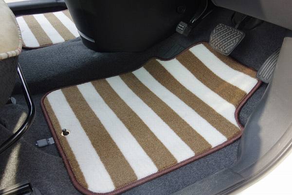車用クッション フロアマット フロントマット シンプルシンプルなボーダー柄をネイビーとベージュのベーシックな色で仕上げたフロント 運転席 助手席用 足元用マットです カーペット ラグ マット こたつ布団